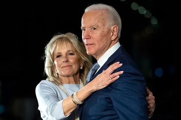 Vợ Joe Biden tiết lộ cách chồng chuẩn bị 'so găng' với ông Trump