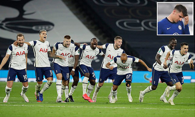 Mourinho cao tay, Tottenham đánh gục Chelsea bằng đội hình hai