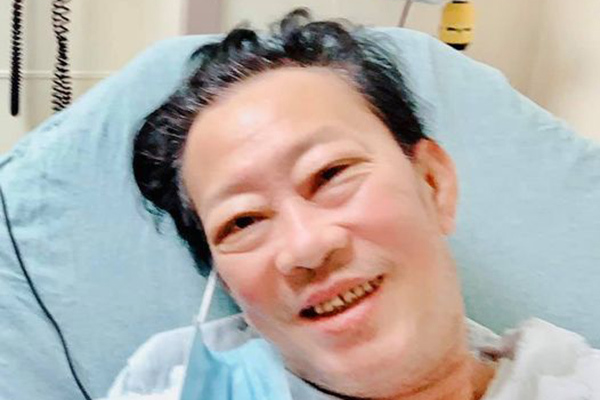 Nhạc sĩ Lê Quang phẫu thuật thành công