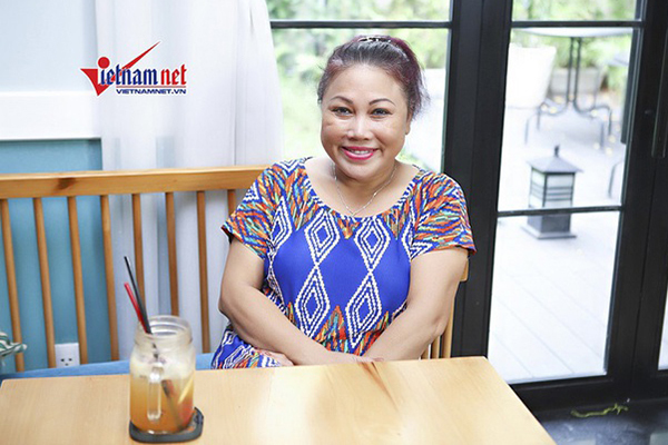 Siu Black tuổi 50 giảm 18kg, an nhàn ở quê nuôi đàn heo 30 con