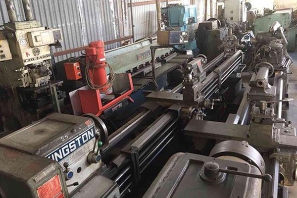 Hô biến máy móc cũ của nước ngoài thành đời mới, nhóm buôn lậu lãnh án