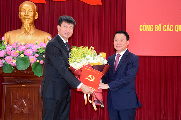 Ông Trần Huy Tuấn được giới thiệu để bầu làm Chủ tịch tỉnh Yên Bái