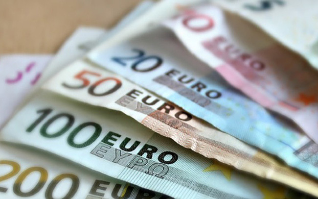 Gửi Euro tại Ngân hàng Nhà nước sẽ bị thu phí