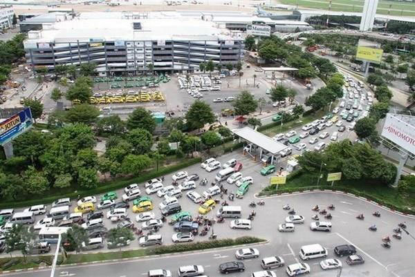 Slew of traffic infrastructure works on the cards around HCM City airport to ease congestion