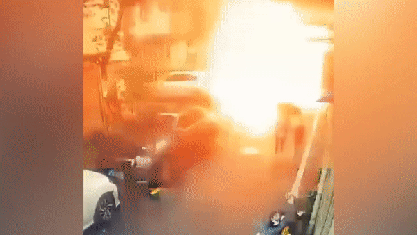 Nhà hàng ở Vũ Hán phát nổ như bom
