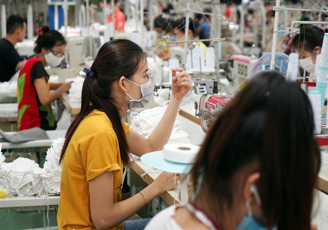 The dilemma of migrant garment workers