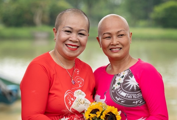 150 bệnh nhân ung thư vú xinh đẹp trong tà áo dài