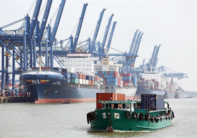 The secrets of trade surplus records