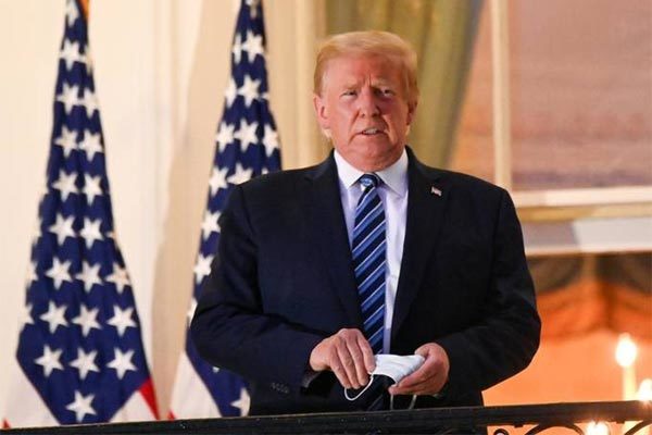 Bác sĩ riêng tiết lộ thời điểm ông Trump tái xuất