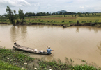 Mekong Delta farmers hit hard by late floods