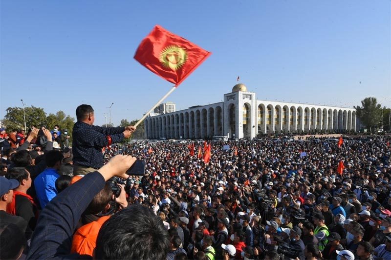 Biểu tình bạo lực lan rộng, Kyrgyzstan hủy kết quả bầu cử quốc hội