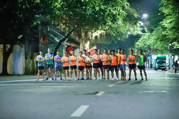 VPBank Hanoi Marathon ASEAN 2020: dàn pacers ‘check-in’ đêm thu Hà Nội