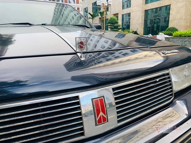 'Xế độc' Oldsmobile Cutlass Ciera 32 năm tuổi giá hơn 400 triệu tại Hà Nội