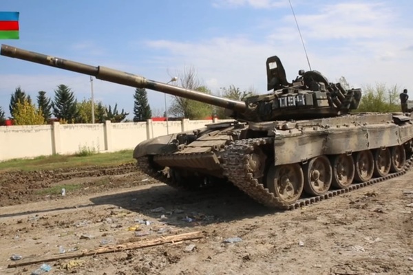 Hàng loạt trang thiết bị quân sự hiện đại của Armenia bị Azerbaijan bắt giữ