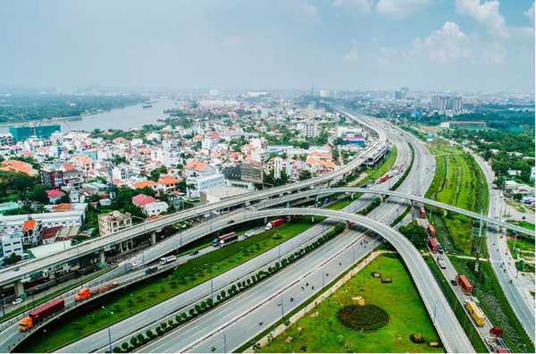 Gần metro, đại lộ, Vinhomes Smart City thêm hút khách