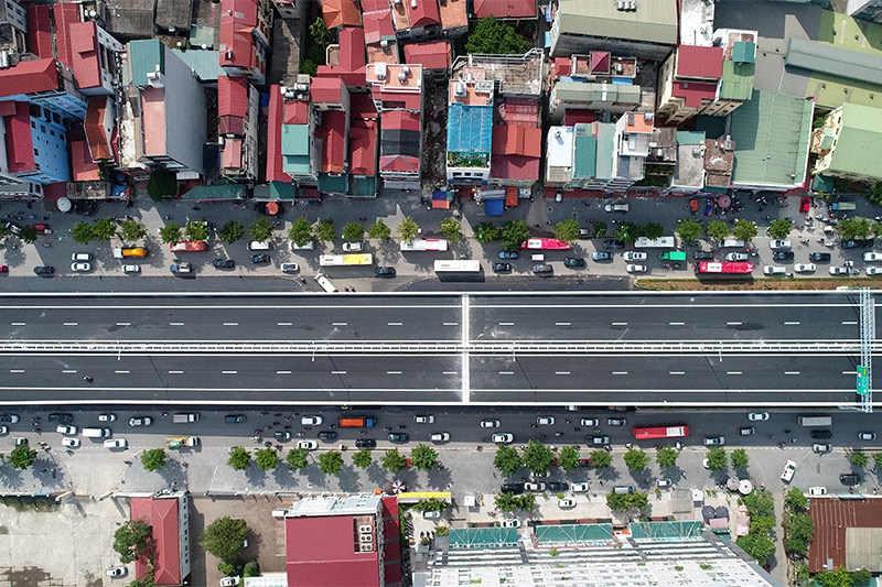 Ngắm tuyến đường trên cao hơn 5.300 tỷ ở Hà Nội trước ngày thông xe