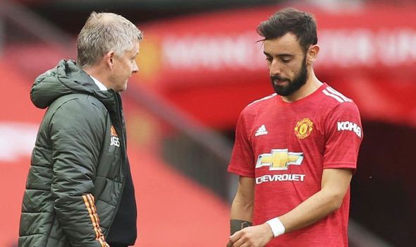 Bruno Fernandes mắng té tát đồng đội MU, chất vấn Solskjaer