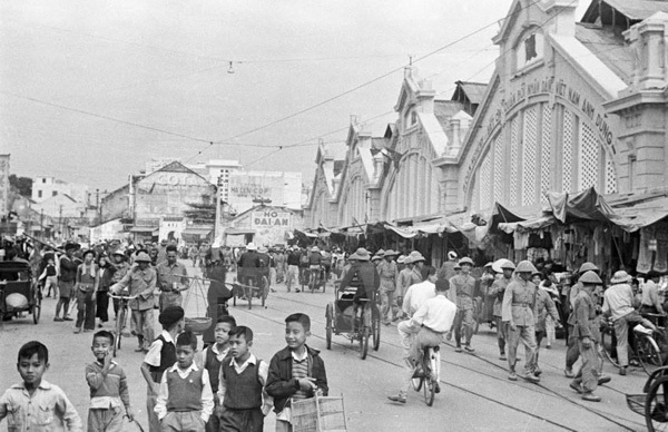 Precious images of heroic Hanoi