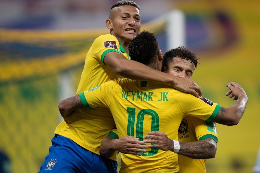 Neymar tỏa sáng, Brazil khởi đầu như mơ ở vòng loại World Cup