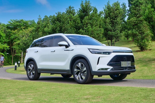 Hơn 500 triệu mua sedan Nhật hay SUV Trung Quốc?
