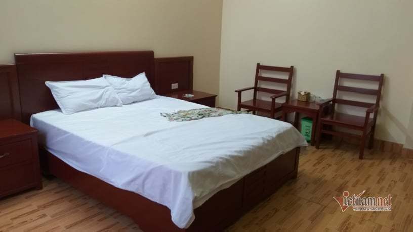 Tình yêu của người đàn bà đẹp và trận đánh ghen tủi hổ trong nhà nghỉ