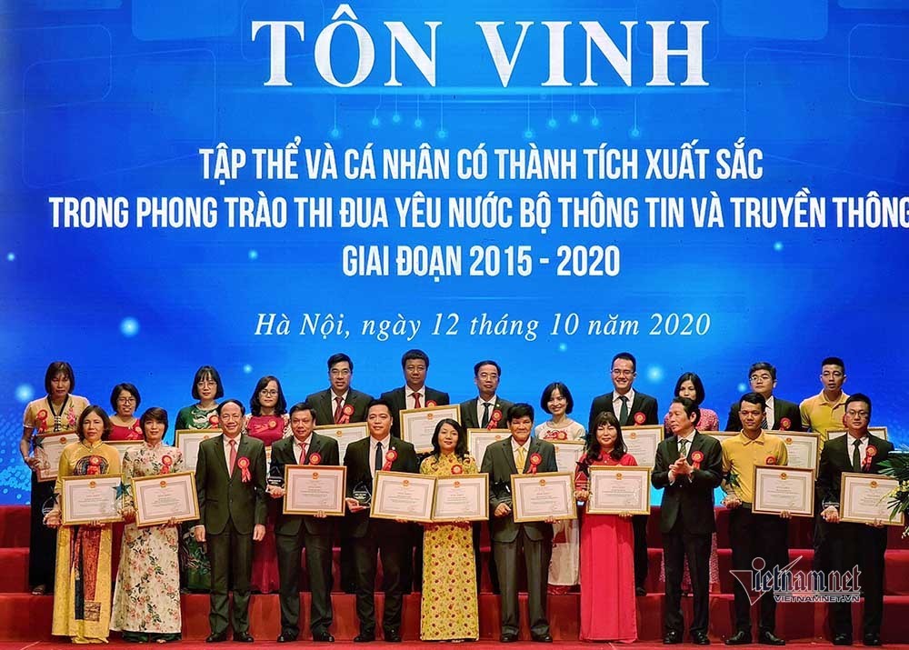 Phó Thủ tướng thường trực Trương Hòa Bình: “Thi đua phải bám sát nhiệm vụ chính trị thời CMCN 4.0”