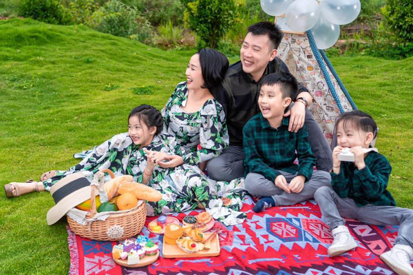 Người đàn ông suốt 20 năm đứng sau Ốc Thanh Vân