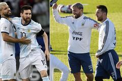 MU nhận tin Jadon Sancho, Aguero kể xấu Messi