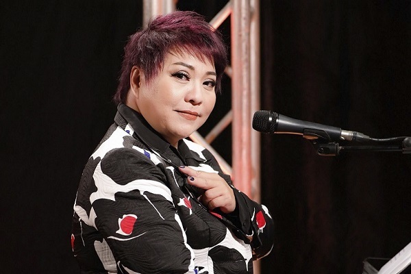 Hà Lan Phương: Sốc nặng vì cha mất, nợ nần, nhớ nghề giằng xé nội tâm