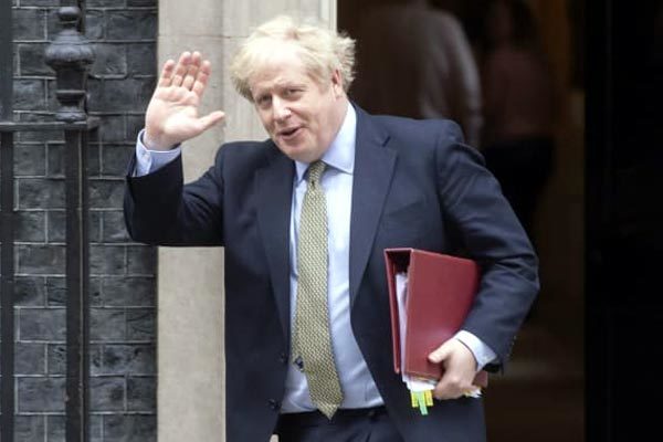 Báo Anh hé lộ chuyện Thủ tướng Johnson định từ chức