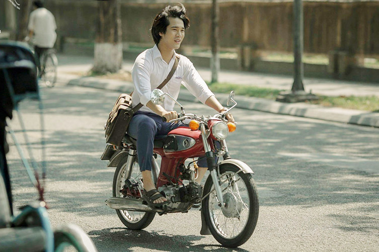 Những mẫu xe máy gắn liền với dân chơi Việt Nam một thời