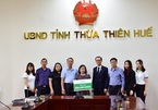 Bạn đọc VietnamNet trao 300 triệu đến gia đình phóng viên hy sinh ở Rào Trăng 3