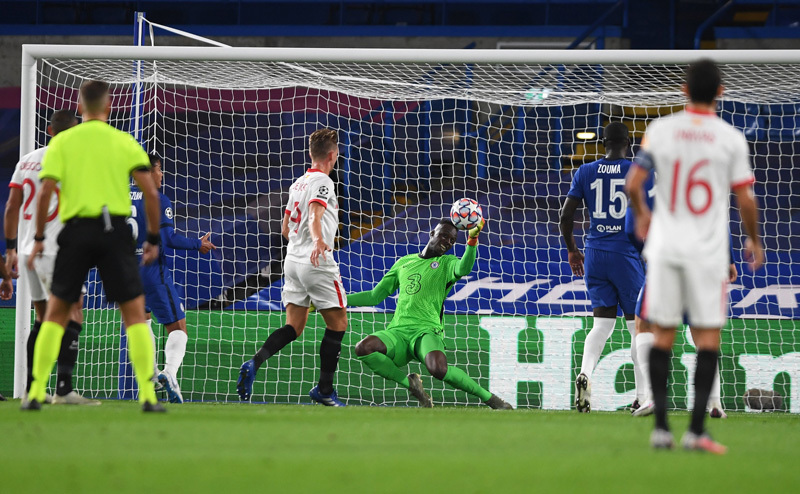 Mendy cứu thua xuất sắc, Chelsea cưa điểm Sevilla