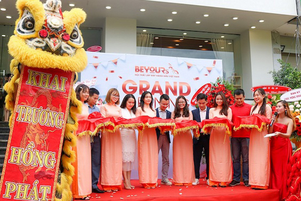 Nội thất BEYOURs khai trương cửa hàng mới ở quận 7