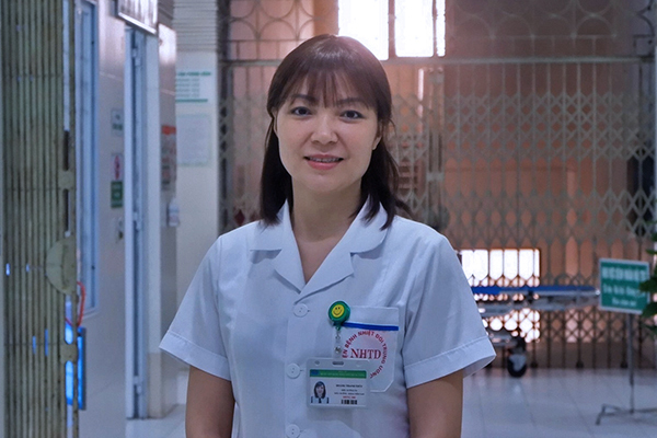 Nữ điều dưỡng trẻ mắc 2 bệnh ung thư di căn