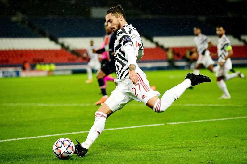 CĐV MU phát sốt với