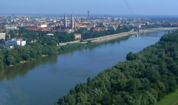 See the Hungarians working on the rivers, the Dutch construction levees against flooding