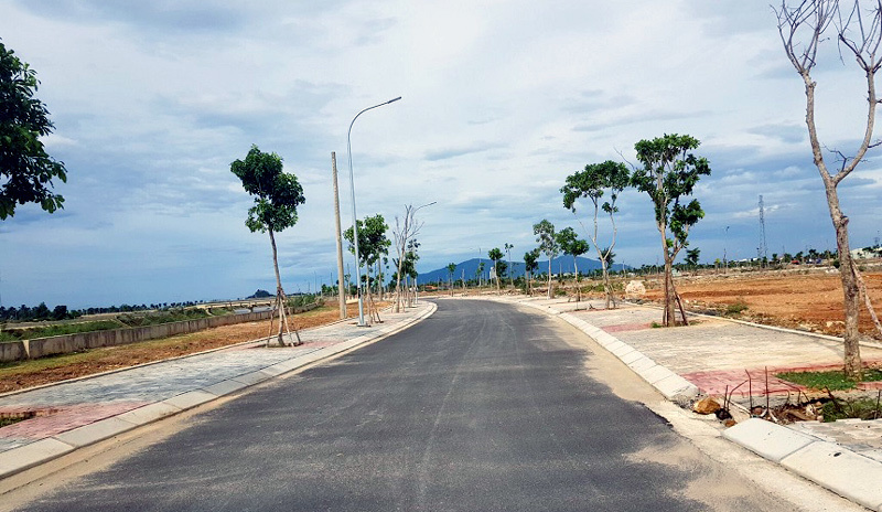 Giá nhà đất Đà Nẵng, Nha Trang lao dốc quay đầu giảm mạnh
