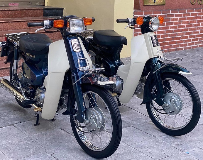 Bộ đôi Super Cub hàng hiếm trả giá gần 400 triệu chủ xe chưa bán