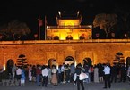 Evening tour to introduce visitors to the best of Thang Long Imperial Citadel