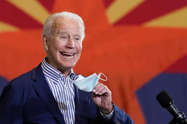 Khoảnh khắc ông Biden 'nói hớ' gây bão dư luận