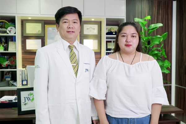 Cô gái lõm nửa mặt ‘hồi sinh’ nhan sắc