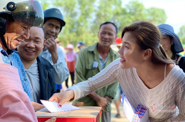 Thúy Diễm: Tôi không tổn thương, rất vui khi bị so sánh với Thủy Tiên