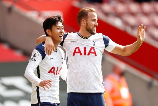 Huyền thoại MU phán ‘căng đét’ Tottenham của Mourinho