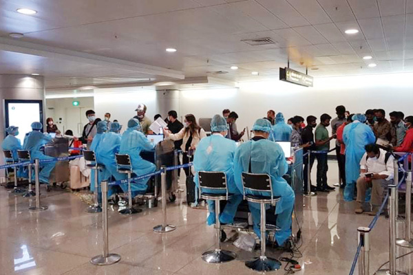 Lịch trình ở Việt Nam của chuyên gia phát hiện mắc Covid-19 ở Nhật