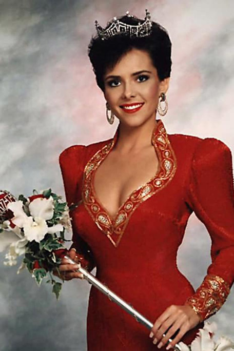 Hoa hậu Mỹ 1993 Leanza Cornett qua đời ở tuổi 49