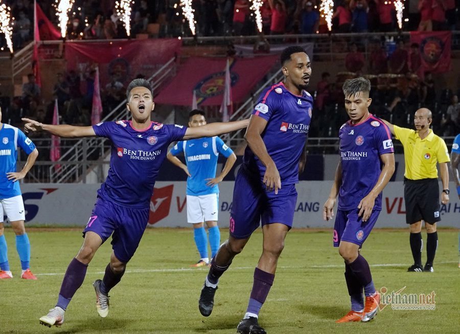 Hạ đẹp Quảng Ninh, Sài Gòn chiếm ngôi nhì V-League