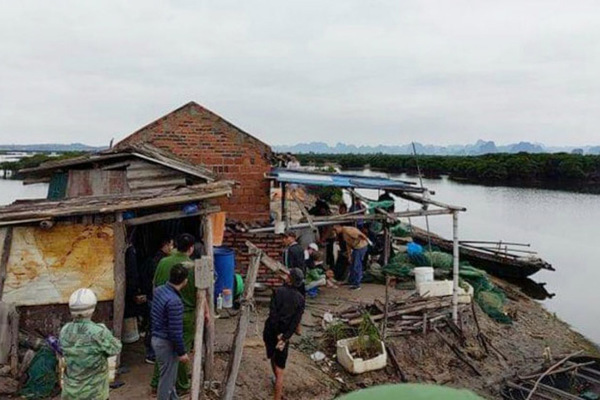 Người đàn ông tử vong bên khẩu súng, trên trán có vết đạn