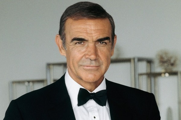 Huyền thoại 007 Sean Connery qua đời ở tuổi 90