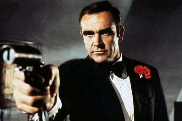 Dàn sao Hollywood tiếc thương huyền thoại 007 Sean Connery qua đời